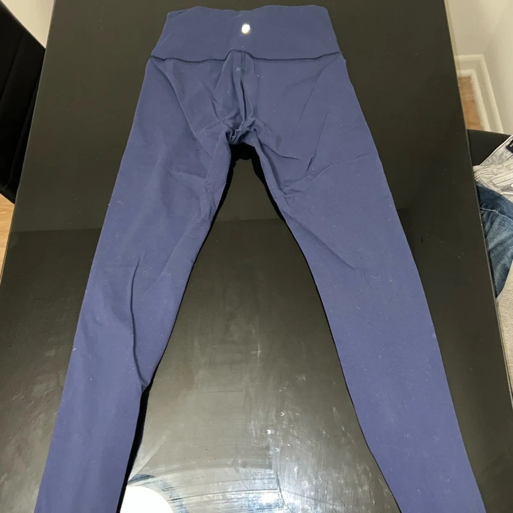 lululemon Align Tights Navy Blue - Picture 2 of 2